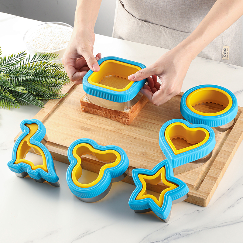 Sandwich cutting and sealing m - Kitchen Gadgets Set review and price